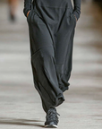 Lies | Maxi-jurk met hoge hals en zachte afwerking
