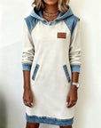 By Esmee - Moderne jurk met capuchon
