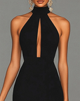Maxi-jurk met hoge halslijn en keyhole-uitgesneden details
