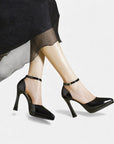 Evette - Leren Hakken