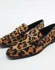 Adrianna™ | Elegante luipaard mocassins