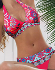 Neeltje - Bikini met bloemen- en geometrisch ontwerp