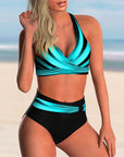 Liliana - Bikini-set met kruisuitsnede en print