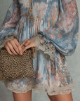 Romane | Mini Jurk van Geplooide Mousseline met Off-Shoulder en Romantische Bloemen