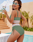 Élora – Sculpting in elegante bikini