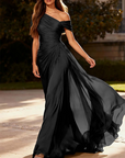 Maxi-jurk van geplooide chiffon met één schouder