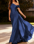 Maxi-jurk van geplooide chiffon met één schouder