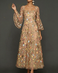 Chiffon maxi-jurk met kanten borduursel, vierkante hals en getailleerde taille
