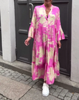 By Esmee - Tijdloze jurk & Zwevende elegantie bij elke stap