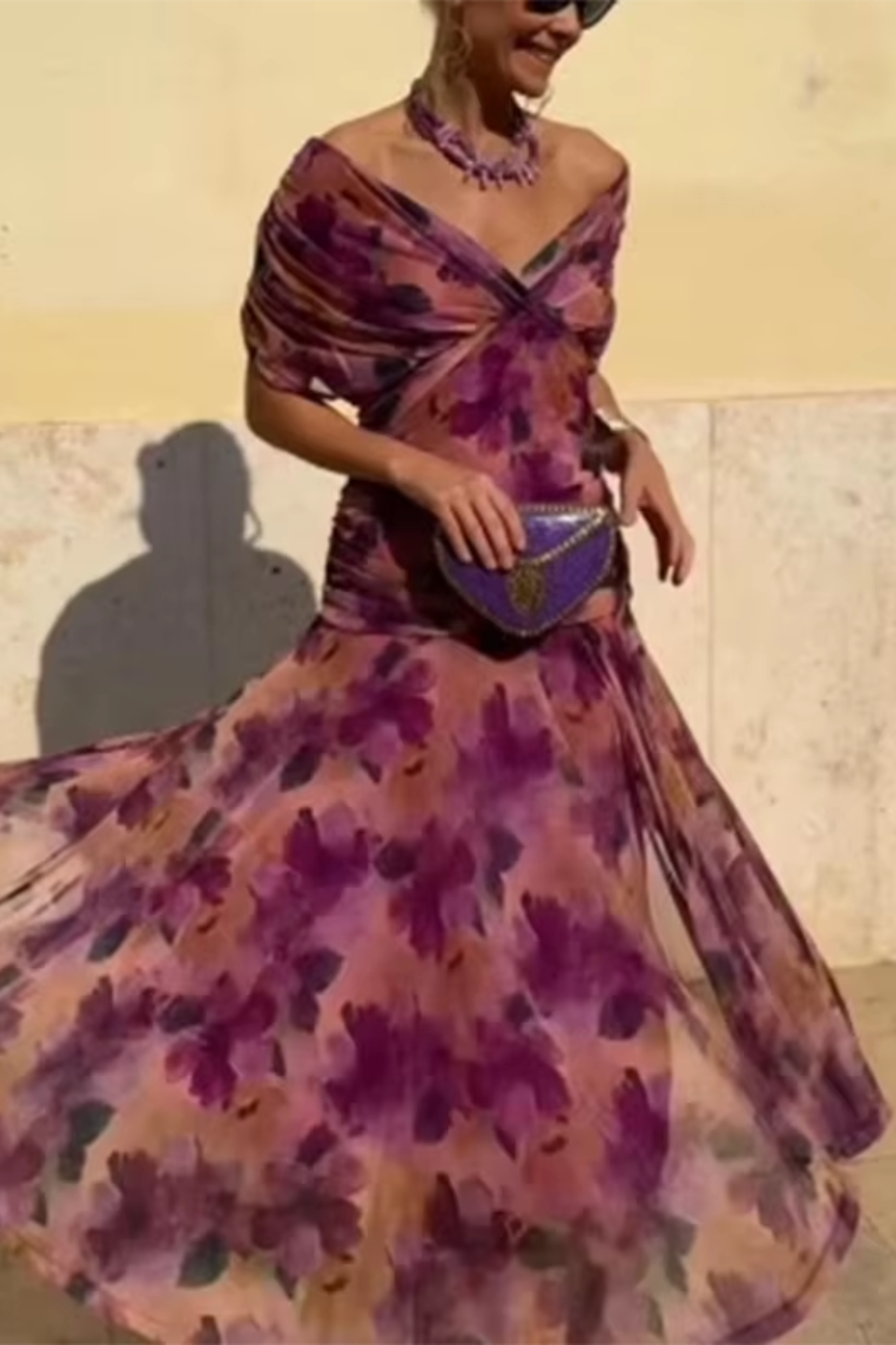 Luisa | Elegante lange feestjurk met V-hals