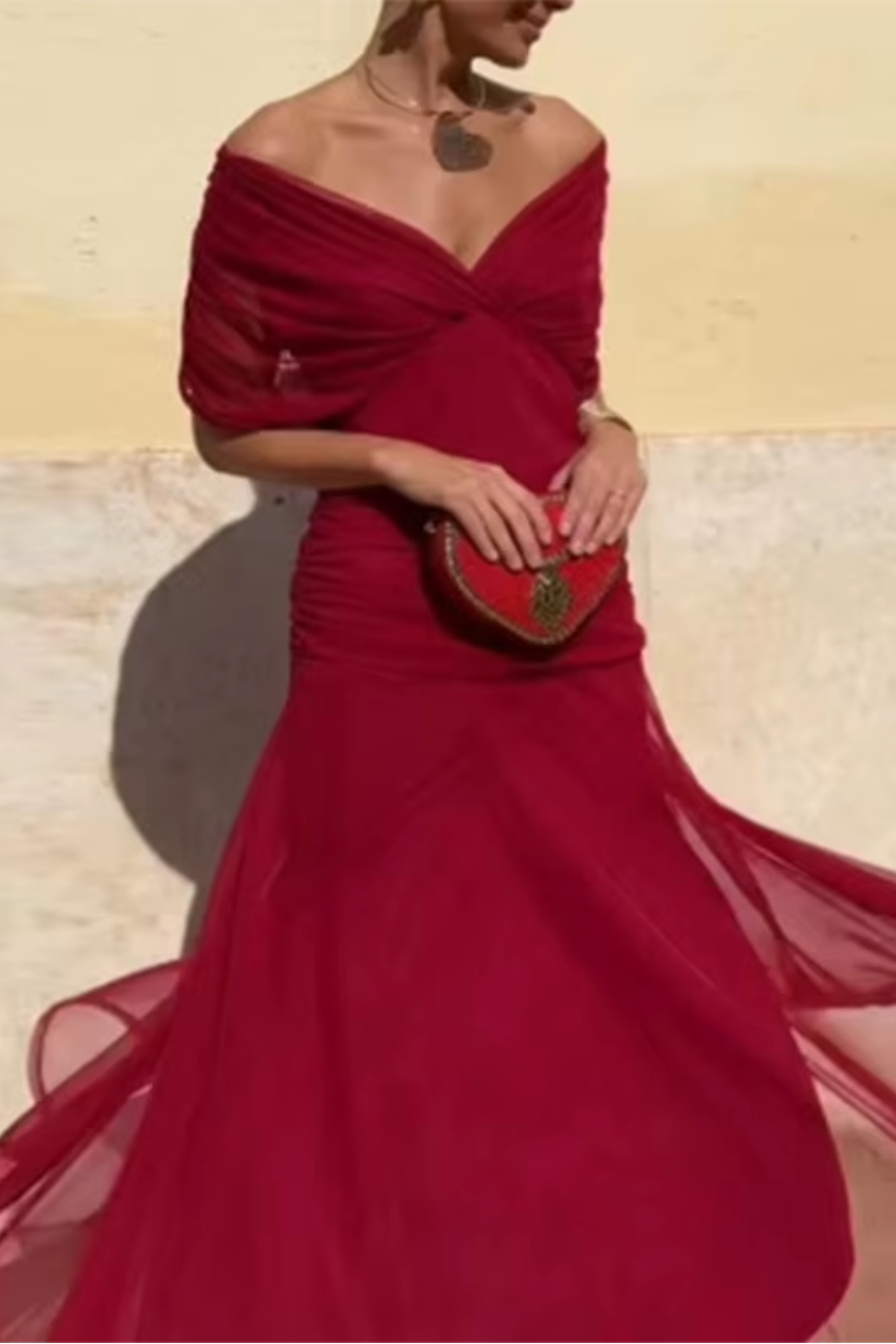 Luisa | Elegante lange feestjurk met V-hals