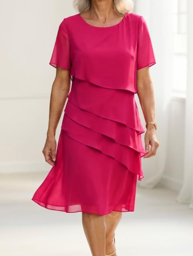 Júlia – Elegante en vloeiende jurk met ruffles