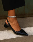 Olga - Elegante vierkante hak schoenen