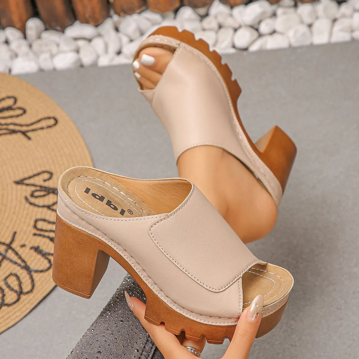 Hilde | Orthopedische sandalen met hoge hak en open tenen