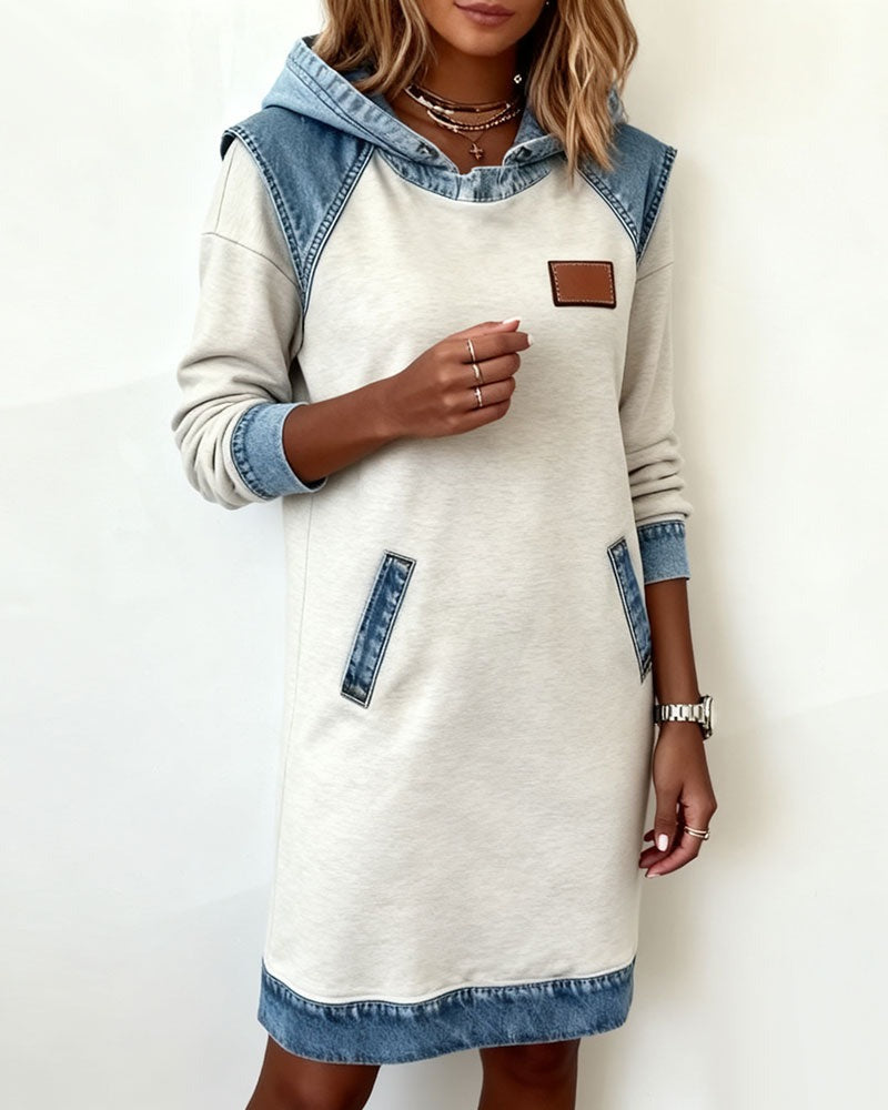 By Esmee - Moderne jurk met capuchon