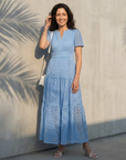 Brielle | Midi-jurk met V-hals en korte mouwen met ruffles