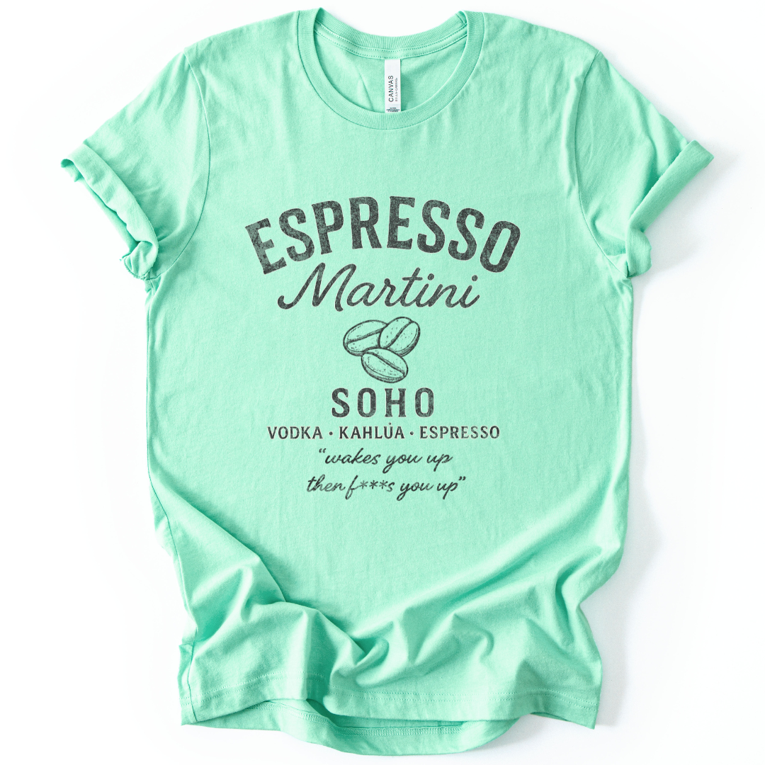 Espresso Martini, Vintage Vervaagde Print - Bella Canvas Super Zachte Standaard Pasvorm T-shirt