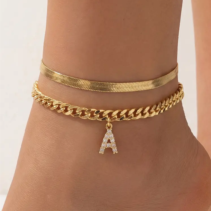 Ariane - Enkelketting met letter - een ideaal cadeau!