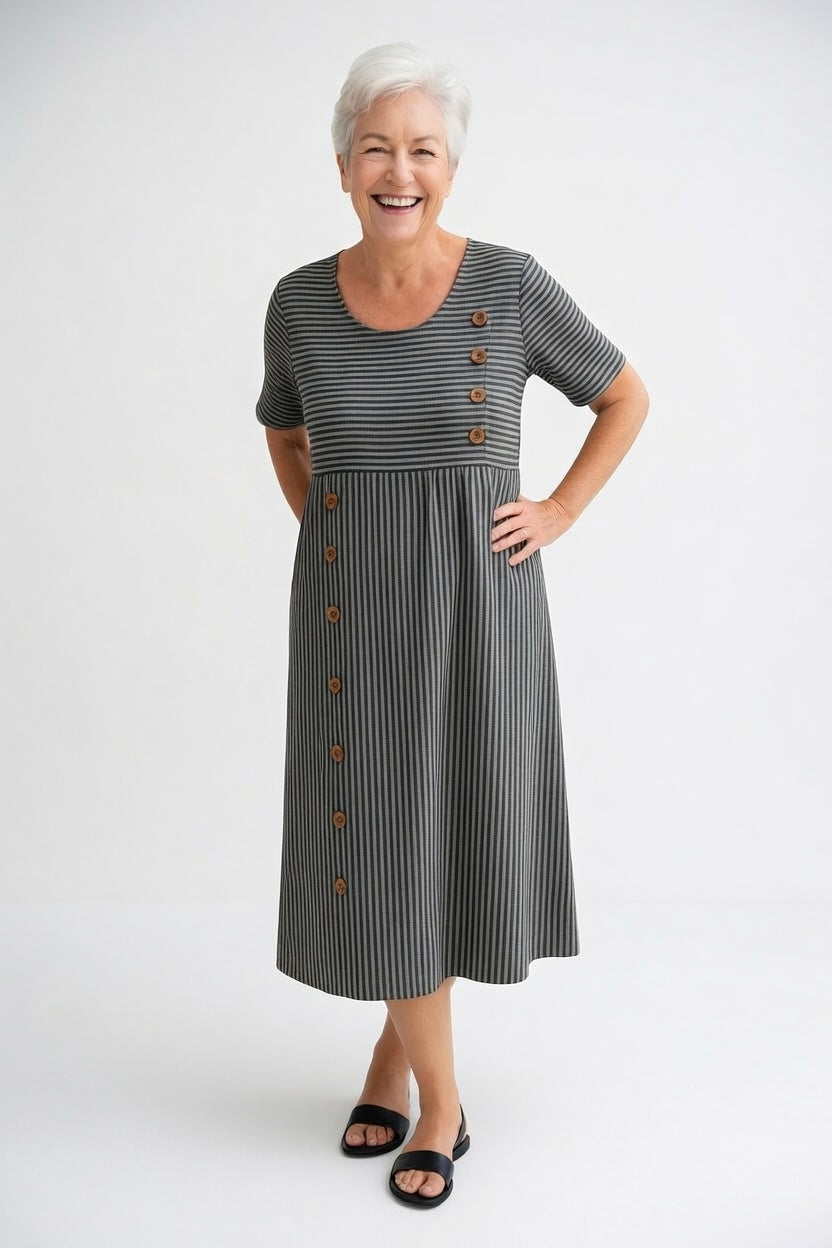 Linéora™ — Vloeiende gestreepte jurk met zomerse charme