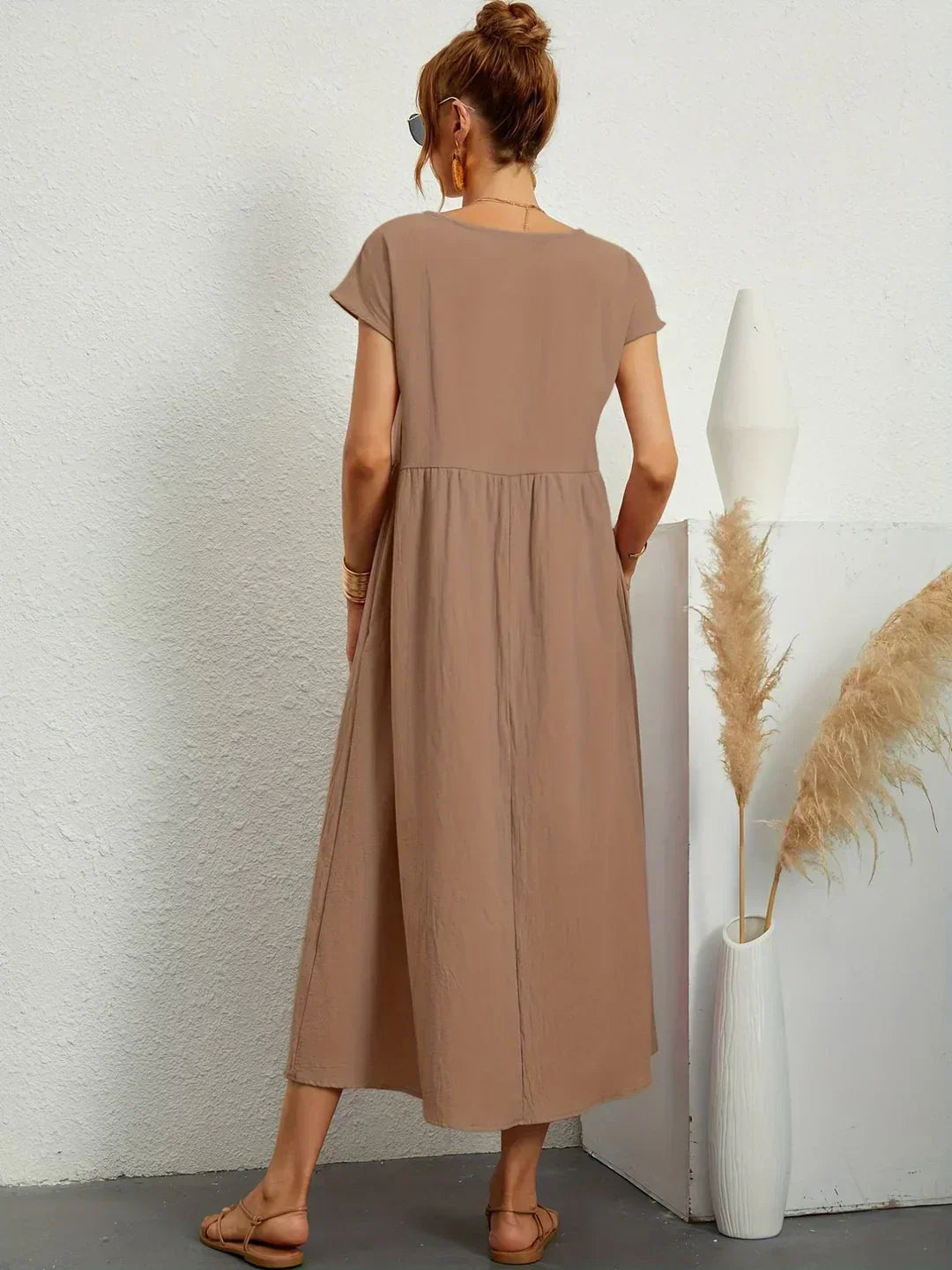 HEIKE | VLOEIENDE MIDIJURK VAN TIJDLOZE ELEGANTIE