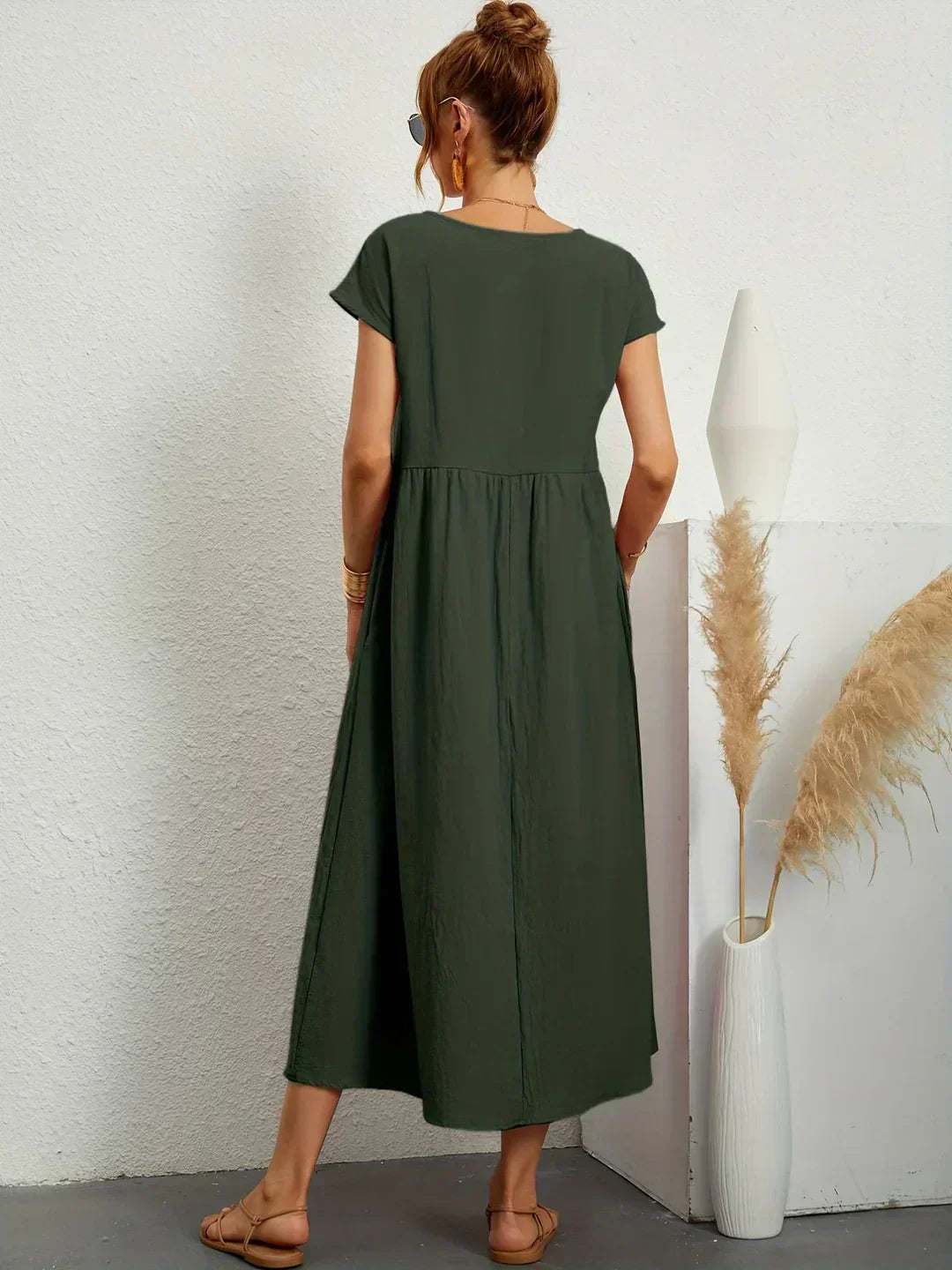 HEIKE | VLOEIENDE MIDIJURK VAN TIJDLOZE ELEGANTIE
