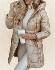 Noor – Glanzende winterjas met capuchon