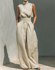 Julie™ | Twee-delig beige linnen set met mouwloze top en brede broek