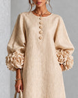 Beige Bloemen Knopen Midi Jurk Met Opvallende Bloemen Mouwen