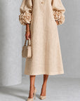 Beige Bloemen Knopen Midi Jurk Met Opvallende Bloemen Mouwen