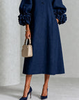 Marineblauwe Bloemen Button-down Midi-jurk Met Opvallende Bloemenmanchetten