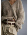 Josiane | Pluizige kasjmier cardigan met v-hals