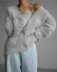 Josiane | Pluizige kasjmier cardigan met v-hals