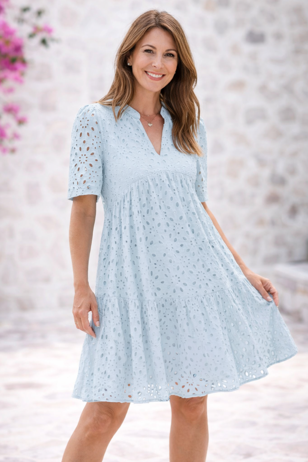 Fleur – Broderie Jurk met V-hals en A-lijn rok