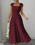 Feline | Elegante midi jurk vierkante hals