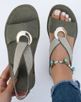 Gabriela - Platte Sandalen met Metaal Detail