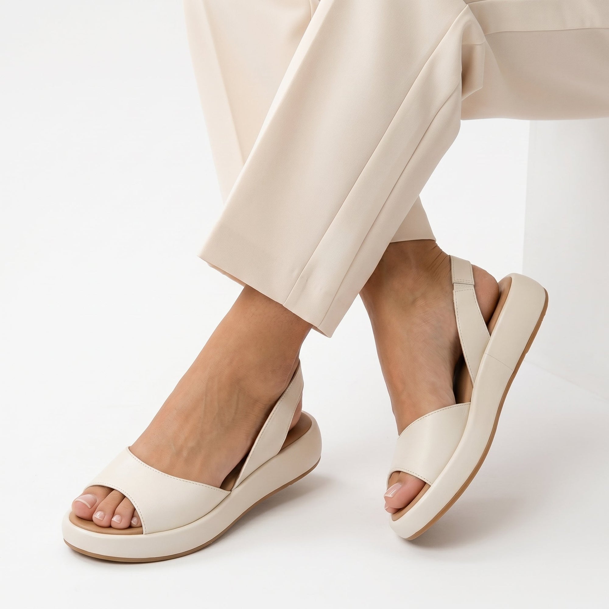Cláudia - Platte Sandalen met Anatomische Zool