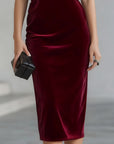 DRAMATISCHE BURGONDISCHE VELVET BOW MIDI JURK
