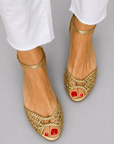 Isadora | Gouden gevlochten sandalen