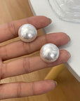 De Statement Parel Stud Oorbellen